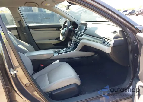 2018 Honda Accord Lx z USA, uszkodzony, nr VIN 1HGCV1F19JA071456